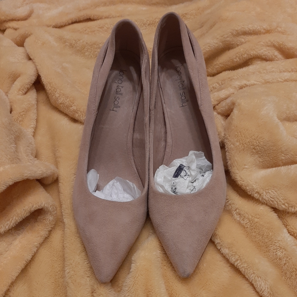 NEW Long Tall Sally Madison cutout detail pump